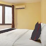 Super Oyo Collection O 91409 Hotel Fiducia Otista 153 - 157